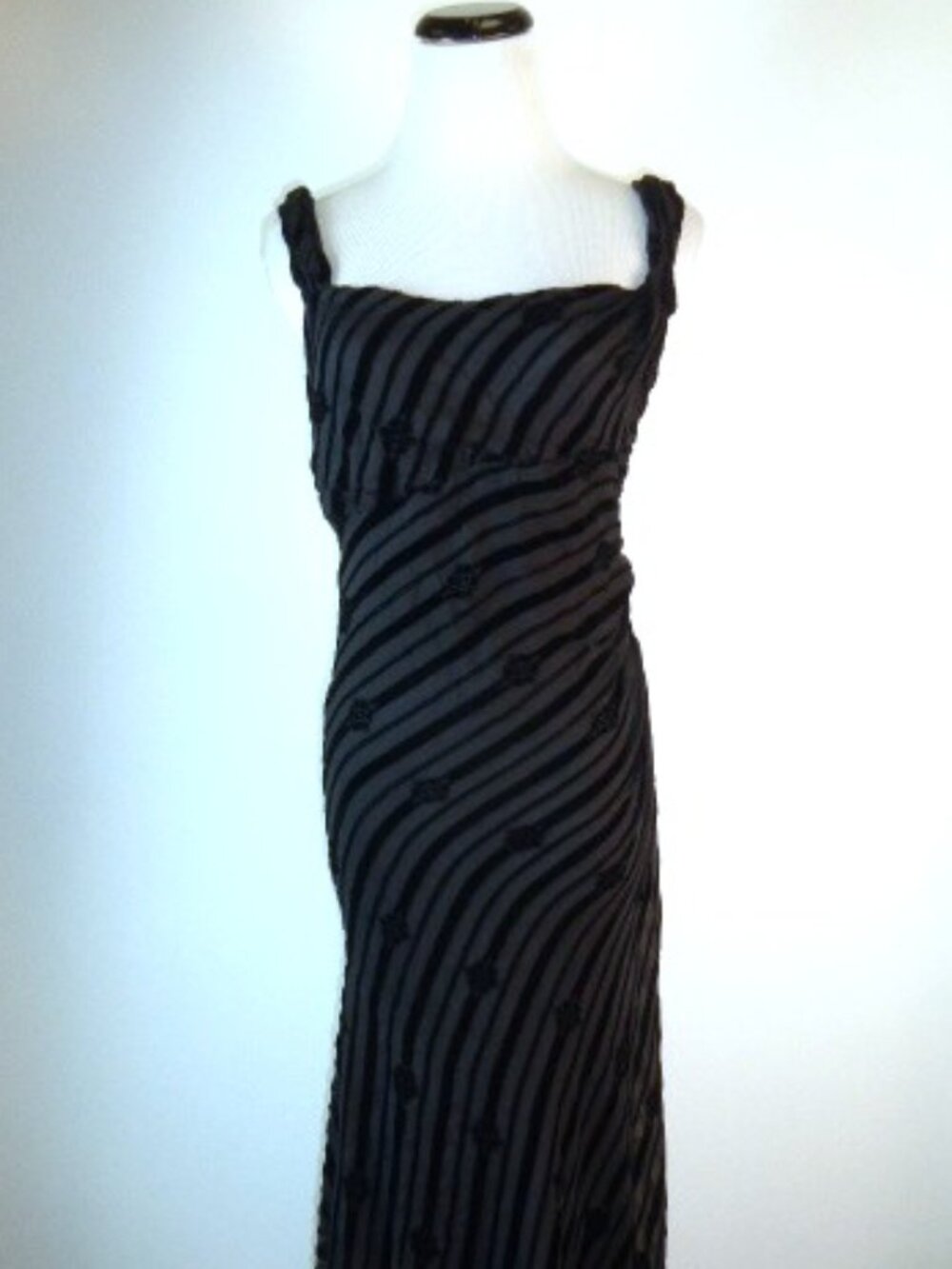DVF BLACK silk velvet floral long goven party DRESS sleeveless 6